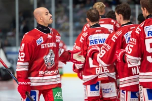 Wichtiger Eckpfeiler im Regensburger Defensivverbund: Abwehrspezialist Patrick Demetz hat bei den Eisbären verlängert.